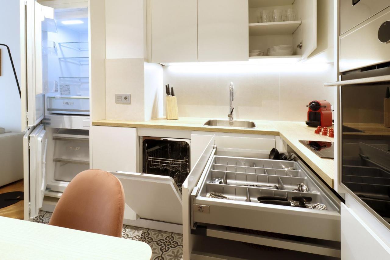 Royal Madrid Apartamento Exterior foto
