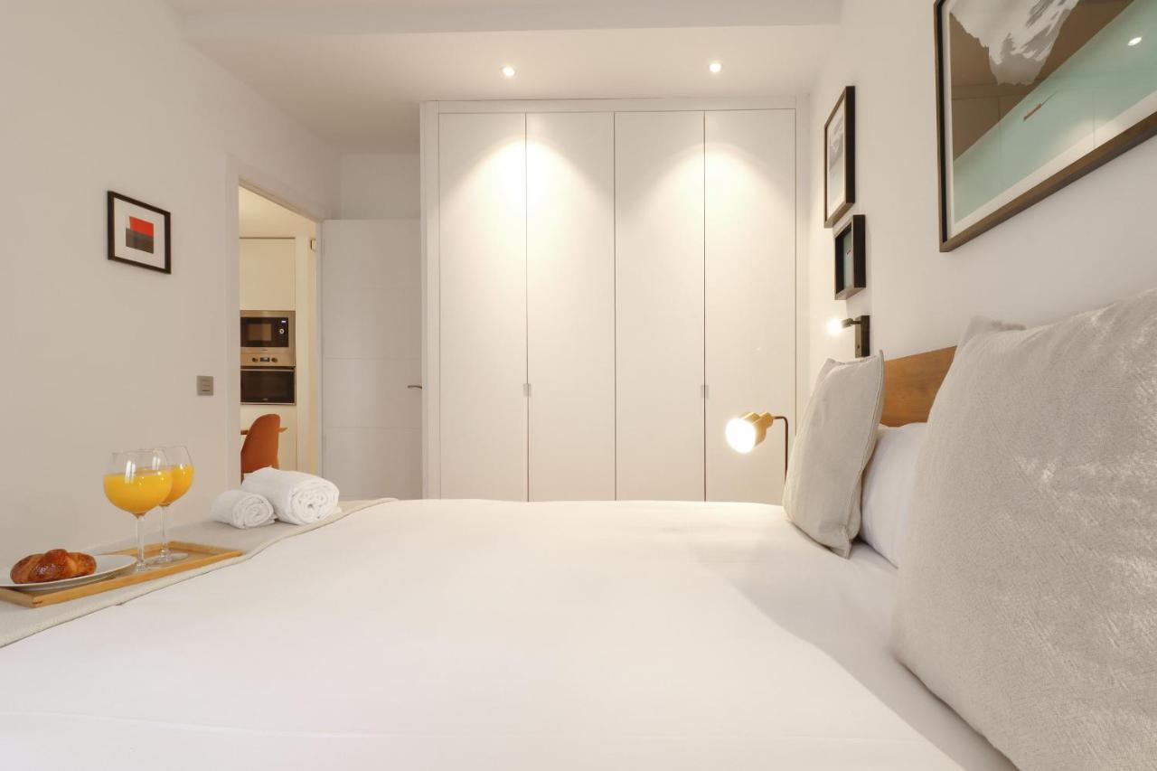 Royal Madrid Apartamento Exterior foto